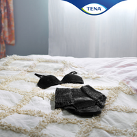 Впитывающие трусы Tena Lady Pants Plus, Medium M (2), 75-105 см, трусы урологические, черного цвета, 9 шт.